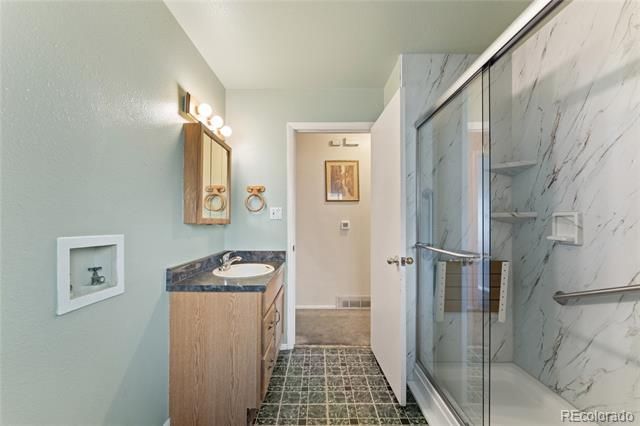 1924 Mccooke Drive, Colorado Springs, CO 80910