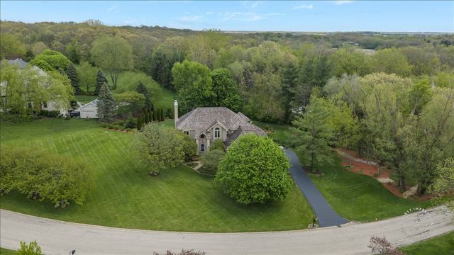 4N589 High Meadow Road, St. Charles, IL 60175