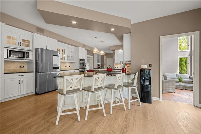 4N589 High Meadow Road, St. Charles, IL 60175
