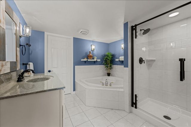 4N589 High Meadow Road, St. Charles, IL 60175