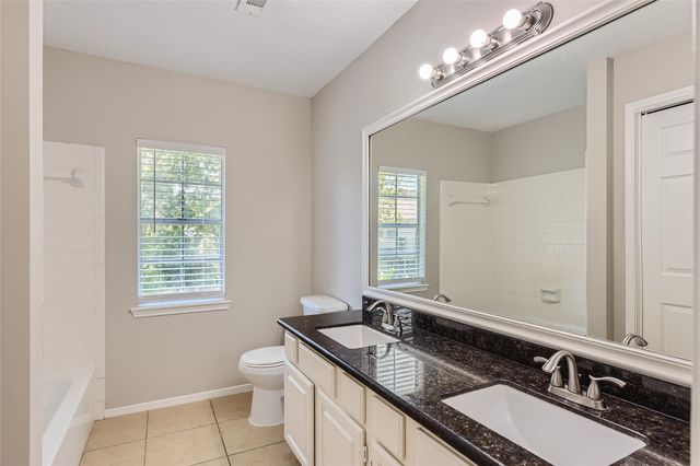 7863 Maple Brook Lane, Houston, TX 77095