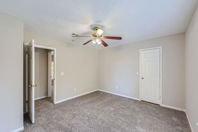 7863 Maple Brook Lane, Houston, TX 77095