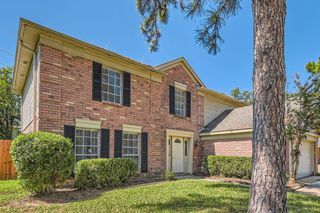 7863 Maple Brook Lane, Houston, TX 77095