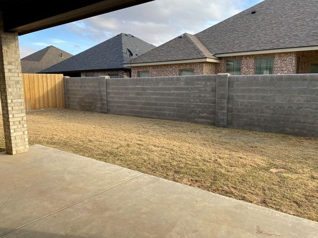 1200 Desert Rose Dr, Midland, TX 79705