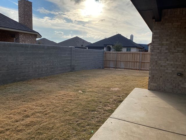 1200 Desert Rose Dr, Midland, TX 79705