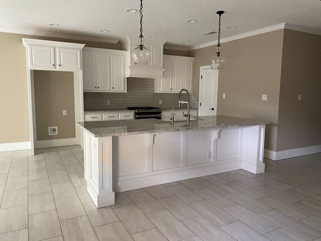 1200 Desert Rose Dr, Midland, TX 79705