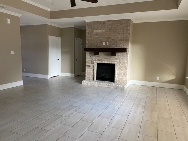 1200 Desert Rose Dr, Midland, TX 79705