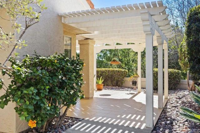 2101 Winged Foot, Escondido, CA 92026