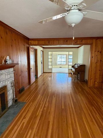 926 Stryker Avenue, West Saint Paul, MN 55118