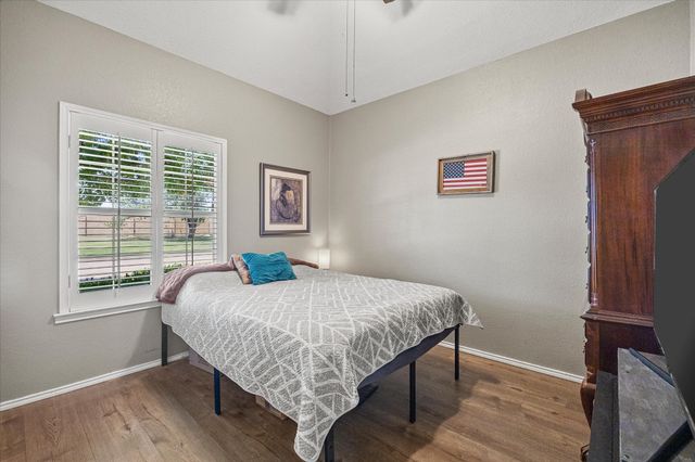 3908 Shackelford Drive, Mesquite, TX 75150