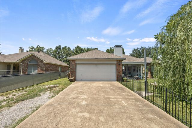 3908 Shackelford Drive, Mesquite, TX 75150
