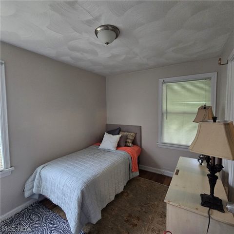 3710 Pennington Road, Shaker Heights, OH 44120