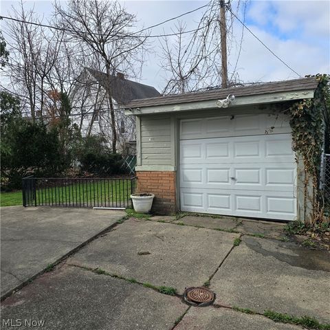 3710 Pennington Road, Shaker Heights, OH 44120
