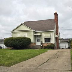 3710 Pennington Road, Shaker Heights, OH 44120