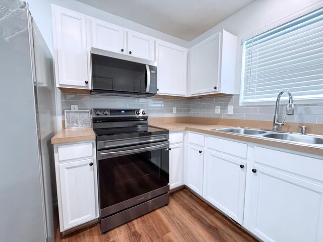 7257 Reynolds Crossing Drive, Reynoldsburg, OH 43068