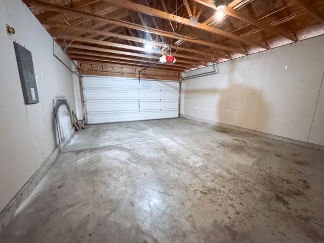 7257 Reynolds Crossing Drive, Reynoldsburg, OH 43068