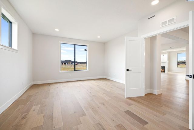 12725 Clark Fork RD, Pasco, WA 99301