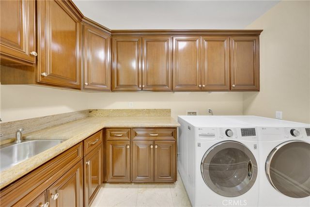 2041 S 6th, Arcadia, CA 91006