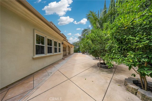 2041 S 6th, Arcadia, CA 91006