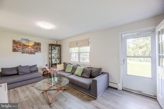 315 OAK LN W, Exton, PA 19341