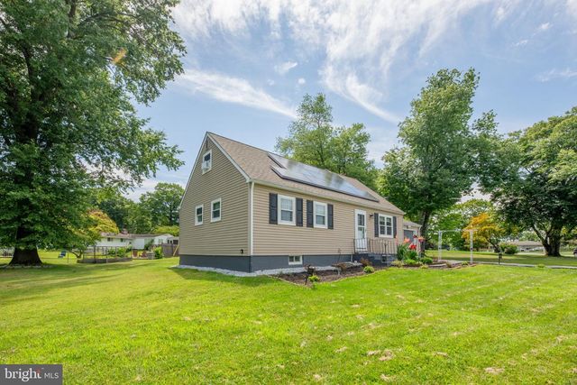 315 OAK LN W, Exton, PA 19341