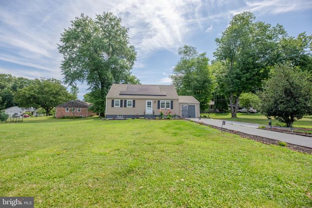 315 OAK LN W, Exton, PA 19341
