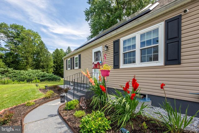 315 OAK LN W, Exton, PA 19341