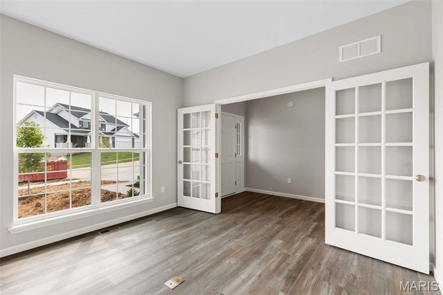 2213 Rule Avenue, Maryland Heights, MO 63146