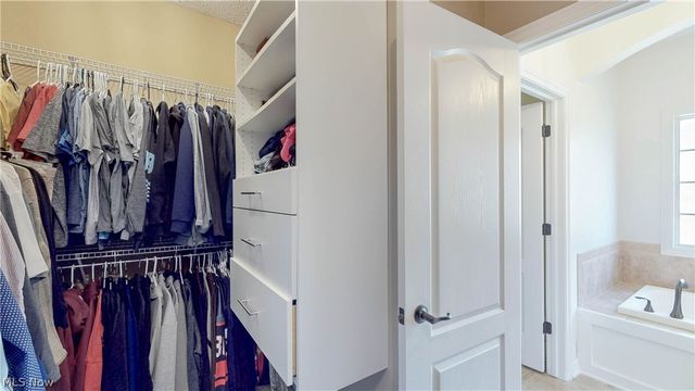 7880 Forest Valley Lane, Concord Twp, OH 44077