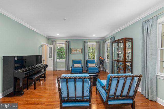2046 HARMONY LN, Jamison, PA 18929