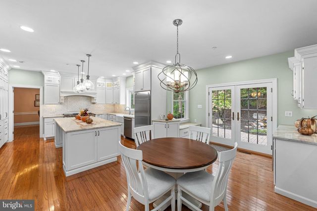 2046 HARMONY LN, Jamison, PA 18929