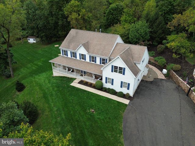 2046 HARMONY LN, Jamison, PA 18929