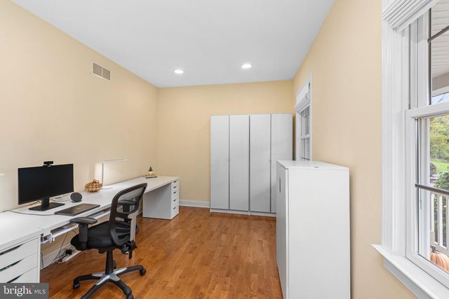 2046 HARMONY LN, Jamison, PA 18929