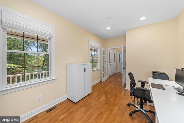 2046 HARMONY LN, Jamison, PA 18929