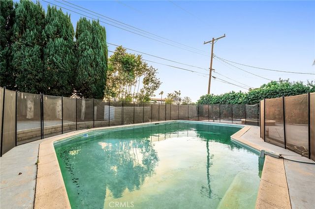 6131 Wiehe Avenue, Riverside, CA 92506
