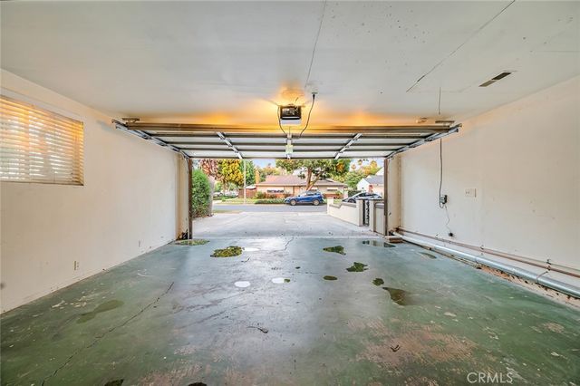 6131 Wiehe Avenue, Riverside, CA 92506
