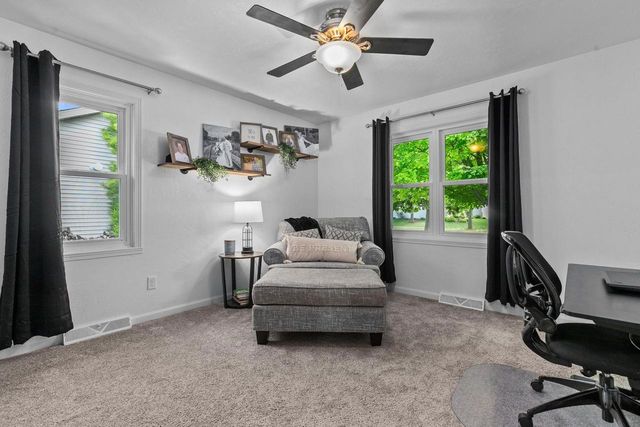 728 LANG WAY, Kimberly, WI 54136