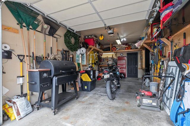 728 LANG WAY, Kimberly, WI 54136