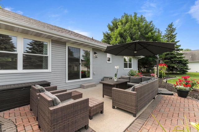 728 LANG WAY, Kimberly, WI 54136