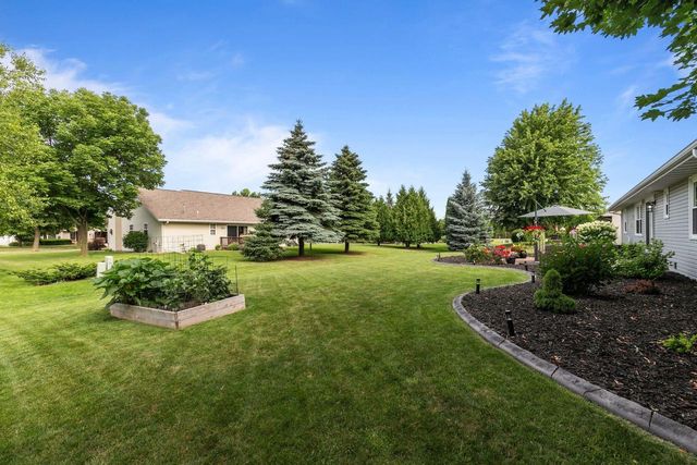 728 LANG WAY, Kimberly, WI 54136
