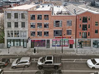 1064 N Milwaukee Avenue 2W, Chicago, IL 60642