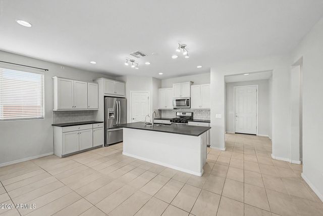 25932 W QUAIL Avenue, Buckeye, AZ 85396