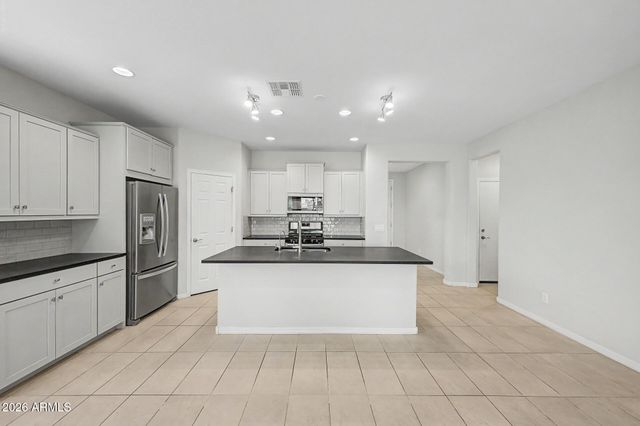 25932 W QUAIL Avenue, Buckeye, AZ 85396