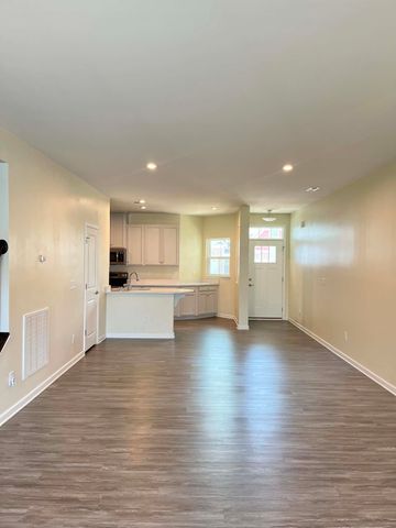425 S Downs Cir, Goodlettsville, TN 37072