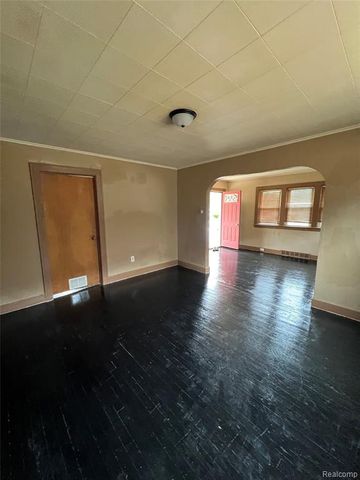 222 Borland Court, Saginaw, MI 48602