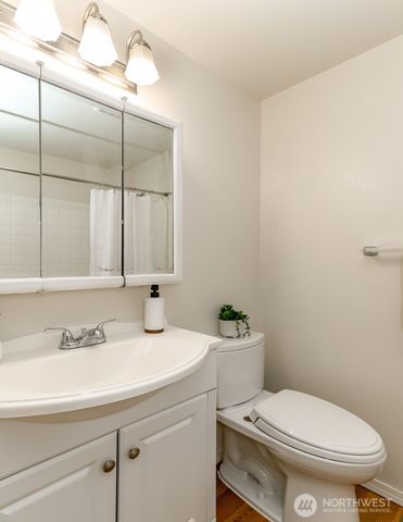 15836 SE Fairwood Boulevard, Renton, WA 98058
