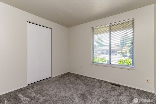 15836 SE Fairwood Boulevard, Renton, WA 98058