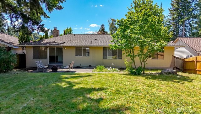 15836 SE Fairwood Boulevard, Renton, WA 98058