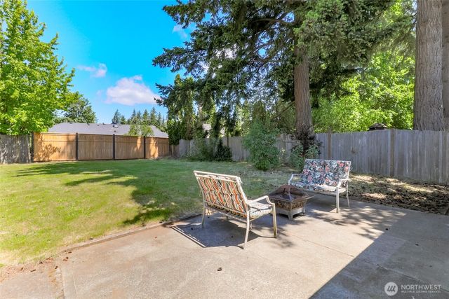 15836 SE Fairwood Boulevard, Renton, WA 98058
