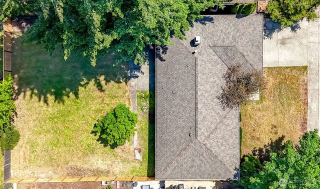 15836 SE Fairwood Boulevard, Renton, WA 98058